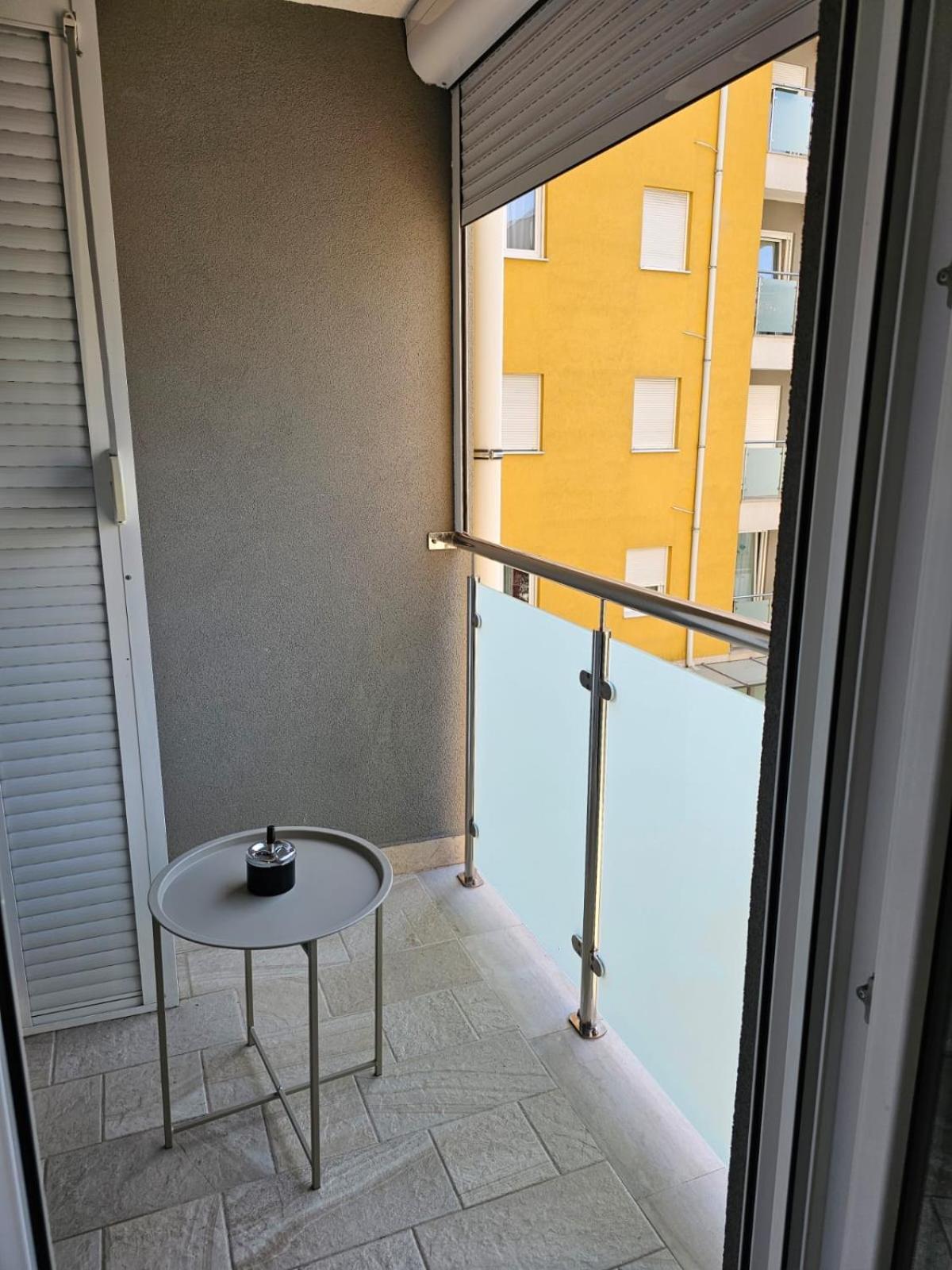 Agape Apartment Podgorica Luaran gambar